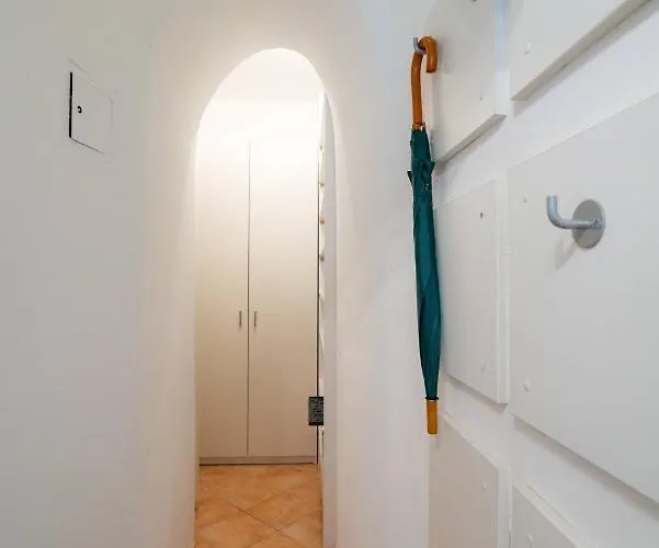 Apartment Residence, Volkstheater - Parliament Wien